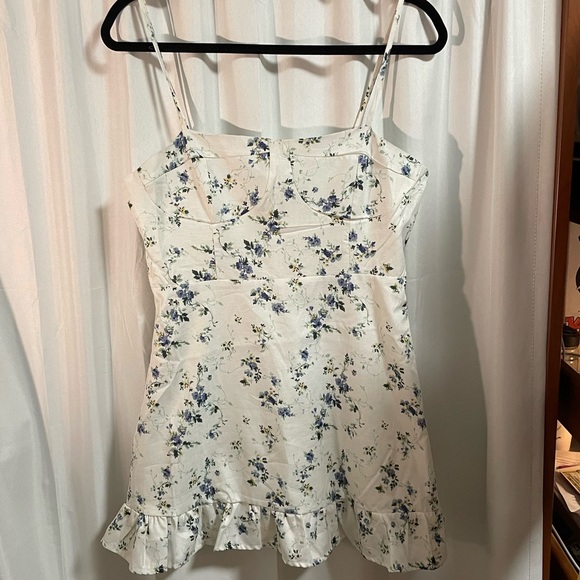Showpo Mini Sundress - Picture 1 of 5
